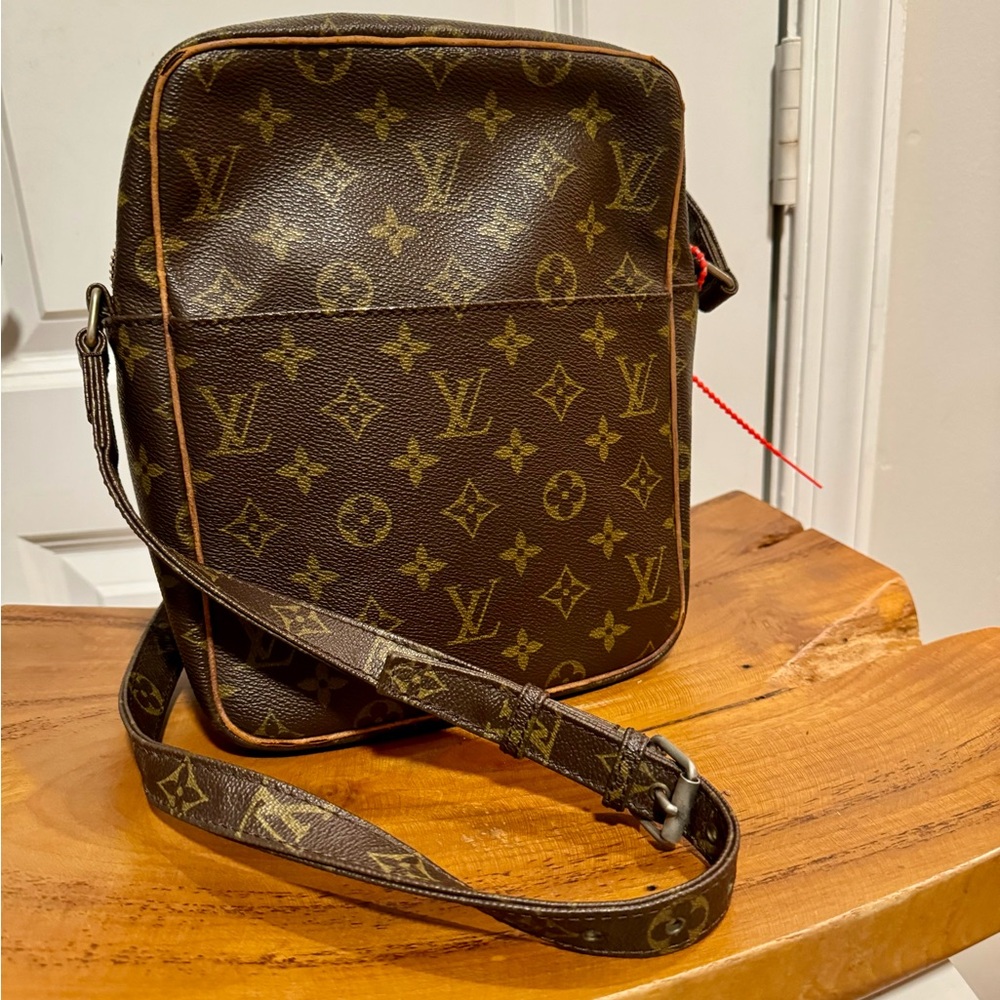 Louis Vuitton Marceau Messenger Crossbody  10L×8W